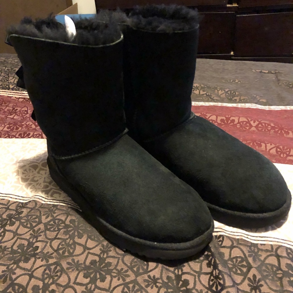 Black UGG Bailey Bow Short
